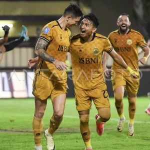 bhayangkara fc kalahkan persik kediri 1b3qf dom